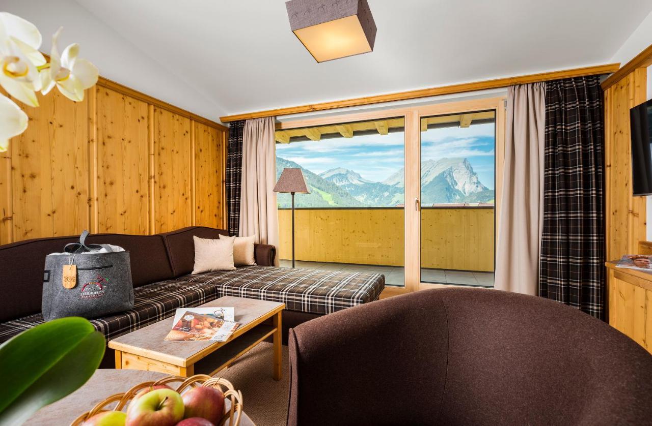 Hirschen Wohlfuehlhotel Шоппернау Экстерьер фото